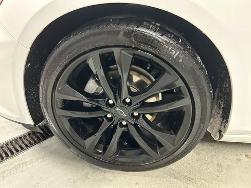 Used 2024 Chevrolet Malibu LT image 9