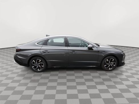 Used 2025 Hyundai Sonata SEL FWD image 4