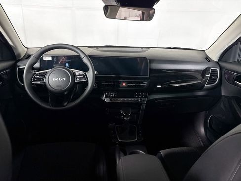 New 2026 Kia Seltos S image 12