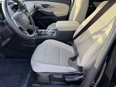 Certified 2022 Chevrolet Traverse LS image 11