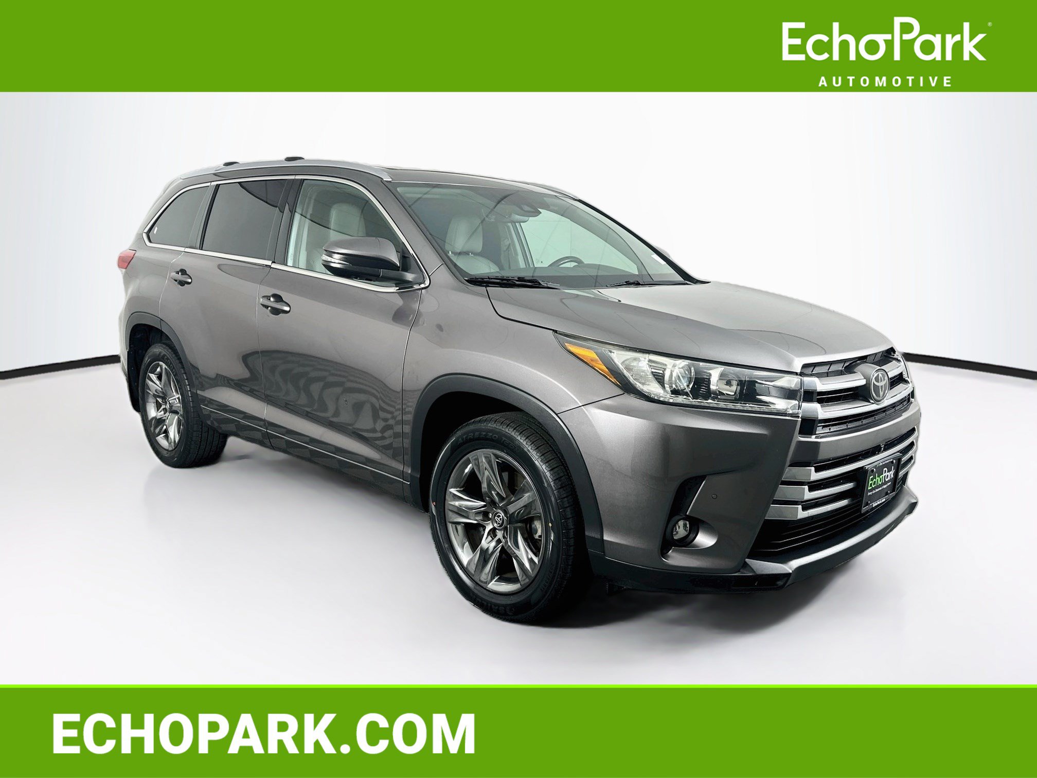 Used 2019 Toyota Highlander Limited Platinum w/ Carpet Mat Package (TMS) AWD/4WD image 1