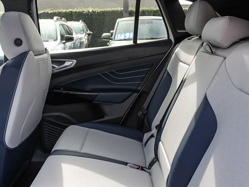 New 2026 Volkswagen ID.4 Pro S RWD image 21