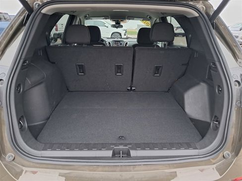 Used 2024 Chevrolet Equinox LT image 13