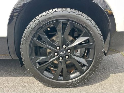 Used 2019 Chevrolet Blazer RS image 38