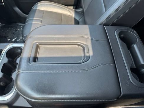 Used 2019 Chevrolet Silverado 1500 High Country w/ High Country Premium Package AWD/4WD image 22
