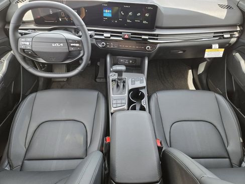 New 2026 Kia Sportage EX FWD image 18