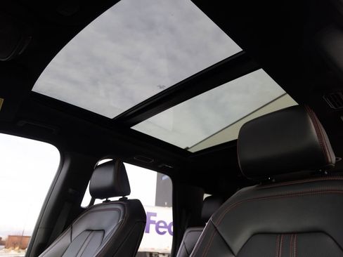 Used 2024 Ford Expedition Max Limited image 21