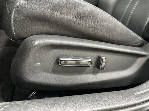 Used 2020 Honda Insight Touring image 16