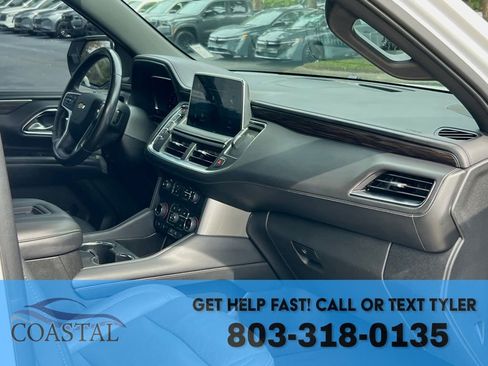 Used 2022 Chevrolet Suburban LT AWD/4WD image 29