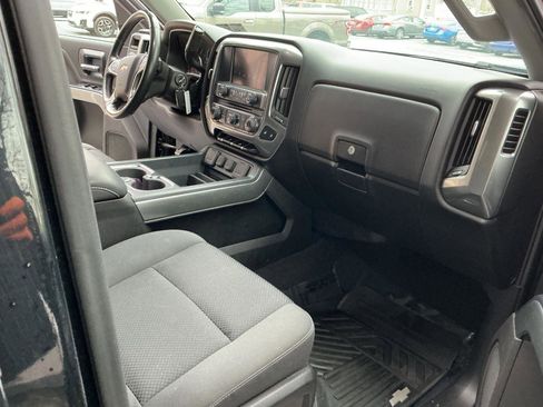 Used 2018 Chevrolet Silverado 1500 LT w/ All Star Edition image 21