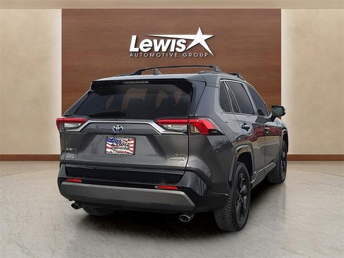 Used 2019 Toyota RAV4 XSE image 4