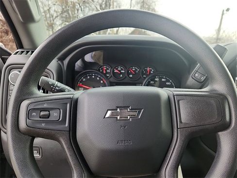 Used 2021 Chevrolet Silverado 1500 Custom Trail Boss image 12