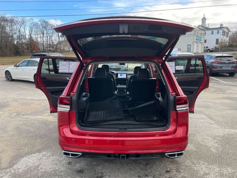 Used 2024 Volkswagen Atlas SEL Premium R-Line image 25