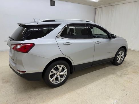 Used 2021 Chevrolet Equinox Premier AWD/4WD image 6