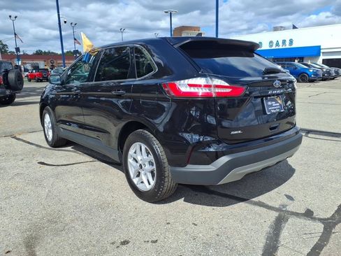 Certified 2024 Ford Edge SEL w/ Convenience Package AWD/4WD image 8