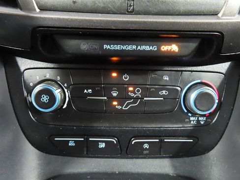 Used 2020 Ford Transit Connect XL image 25