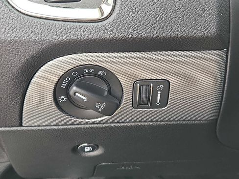 Used 2018 Dodge Durango GT AWD/4WD image 22