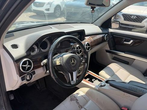 Used 2015 Mercedes-Benz GLK 350 2WD image 27