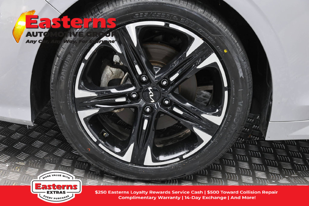 Used 2023 Kia K5 GT-Line w/ GT-Line Premium Package AWD/4WD image 32