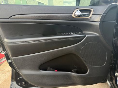 Used 2015 Jeep Grand Cherokee Laredo w/ Quick Order Package 23E image 14