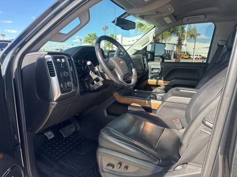 Used 2019 Chevrolet Silverado 2500 LTZ w/ Duramax Plus Package image 17