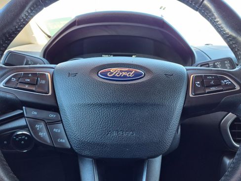 Used 2020 Ford EcoSport SE w/ SE Convenience Package image 16