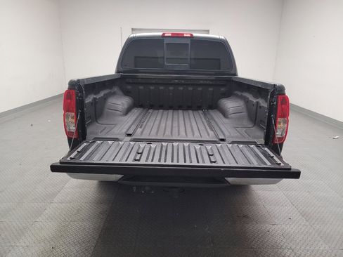 Used 2014 Nissan Frontier SV w/ SV Value Truck Package RWD image 29