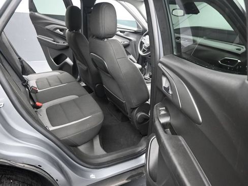 Used 2023 Chevrolet TrailBlazer LT w/ Convenience Package FWD image 24