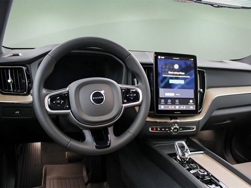 New 2026 Volvo XC60 B5 Core w/ Protection Package Premier image 13