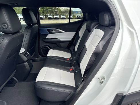 New 2026 Chevrolet Equinox EV LT image 21