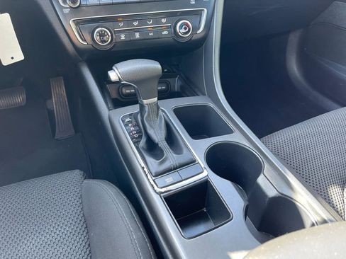 Used 2019 Kia Optima LX FWD image 28
