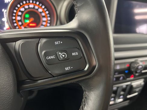 Used 2020 Jeep Wrangler Sport image 20