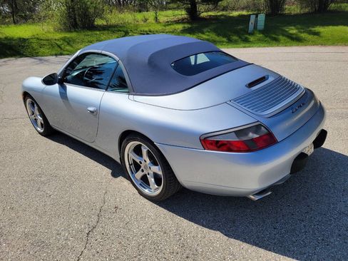 Used 2000 Porsche 911 Cabriolet image 10