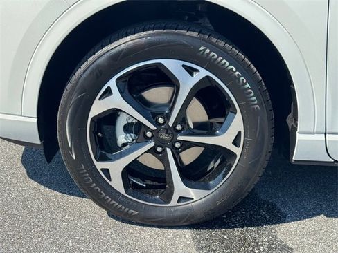 New 2025 Ford Escape ST-Line Elite w/ Premium Technology Package image 9