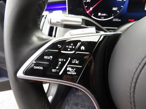 Used 2023 Mercedes-Benz S 500 4MATIC image 11