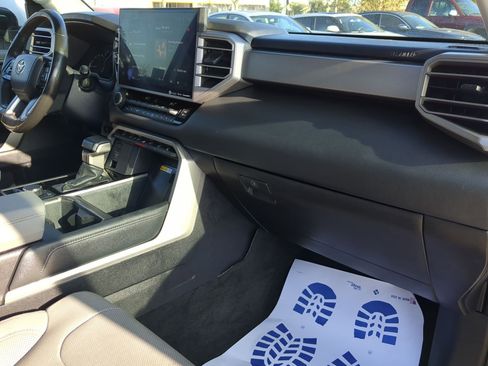 Used 2023 Toyota Tundra Limited image 30