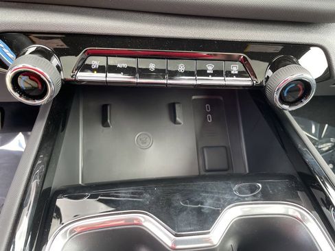 New 2024 Chevrolet Silverado EV RST image 34