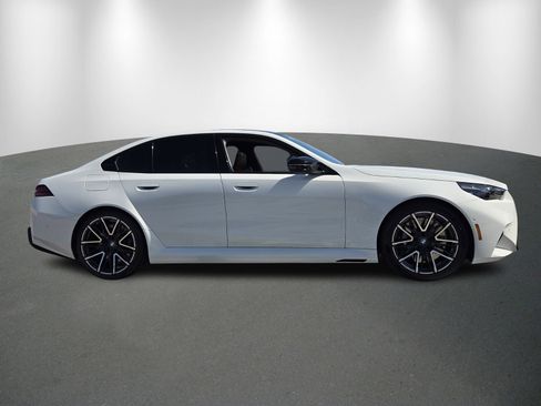 New 2026 BMW M5 w/ Executive Package image 8