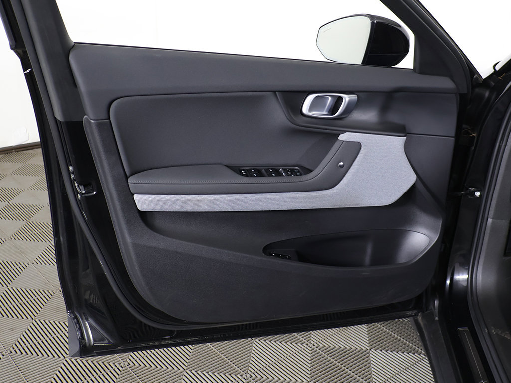 Used 2024 Polestar Polestar 2 AWD/4WD image 23