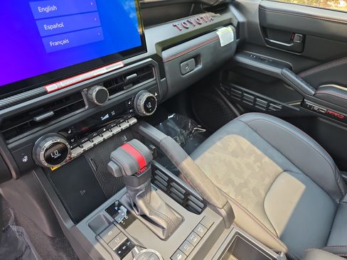 Certified 2025 Toyota Tacoma TRD Pro AWD/4WD image 26