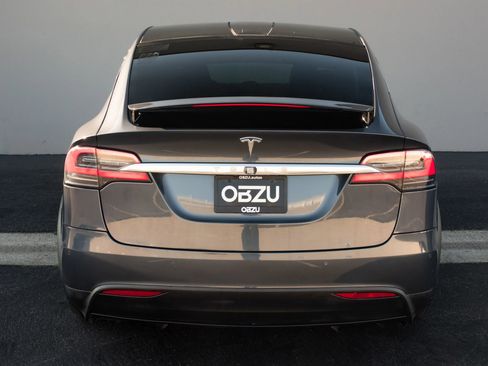 Used 2018 Tesla Model X 100D image 29