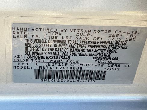 Used 2025 Nissan Versa SV image 27