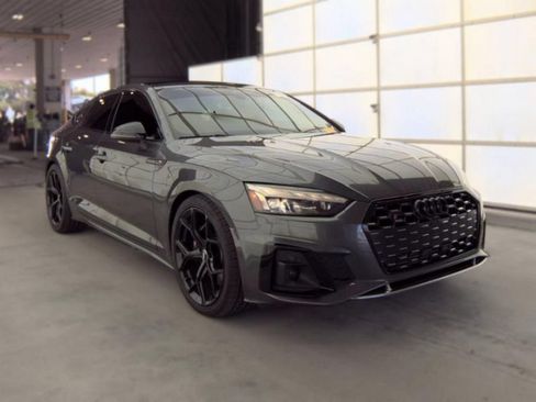 Used 2022 Audi S5 Premium w/ Convenience Package AWD/4WD image 4