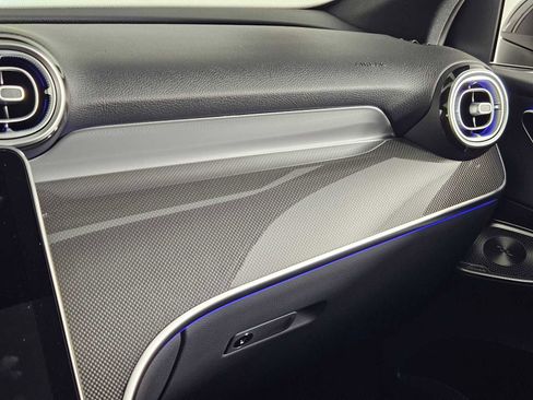New 2025 Mercedes-Benz GLC 300 4MATIC image 39
