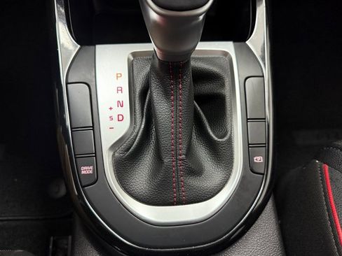 Used 2022 Kia Forte GT image 21