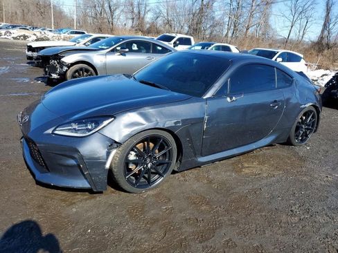 Used 2024 Toyota GR86 Premium image 2