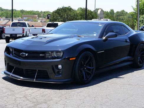 Used 2015 Chevrolet Camaro ZL1 RWD image 6