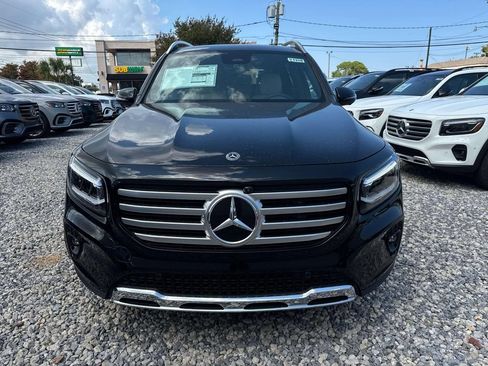 Used 2025 Mercedes-Benz GLB 250 image 2