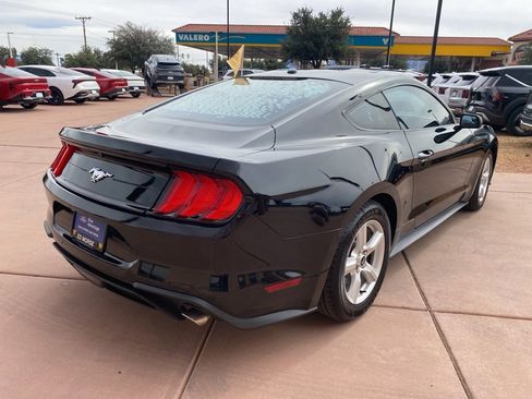 Used 2019 Ford Mustang Coupe image 8