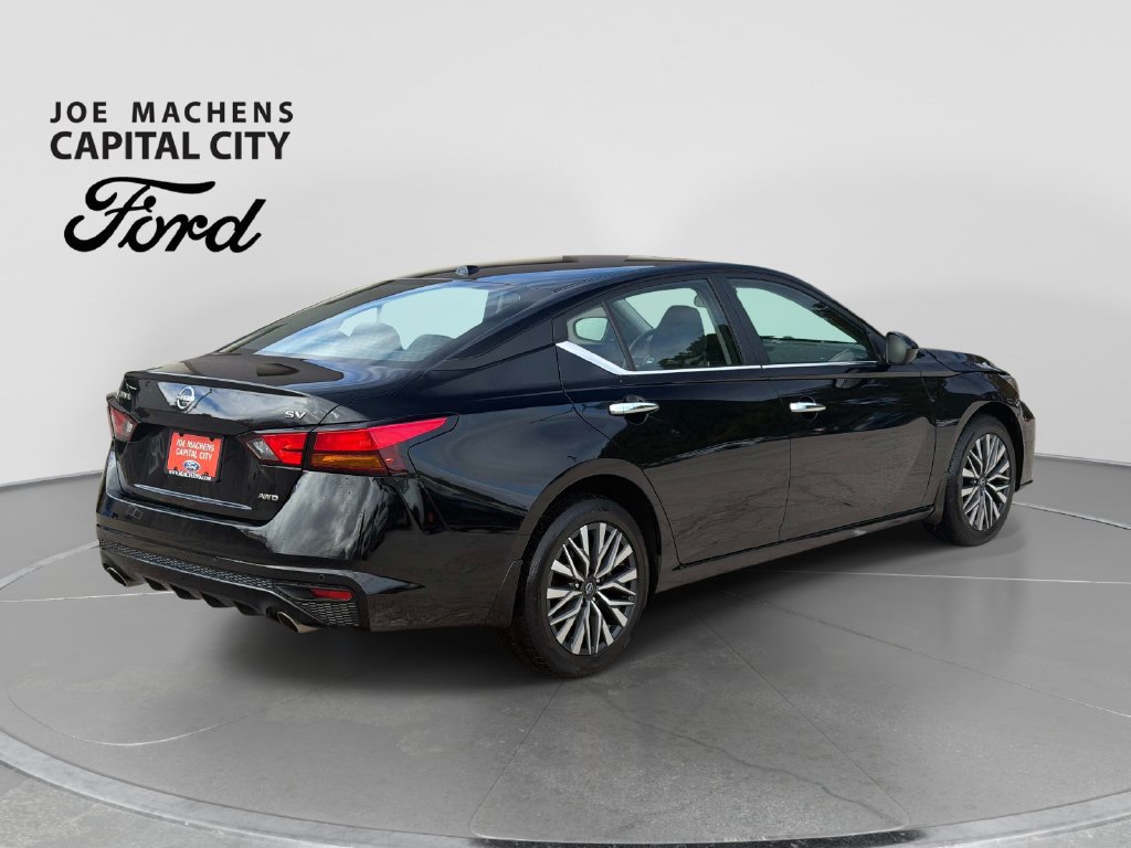 Used 2024 Nissan Altima 2.5 SV w/ SV Premium Package AWD/4WD image 5